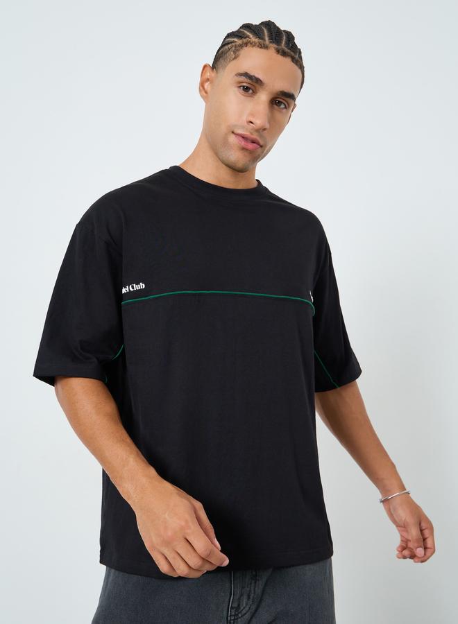 ستايلي تيشيرت قطن بطبعة جرافيك وقصة واسعة للرجال - Image 1